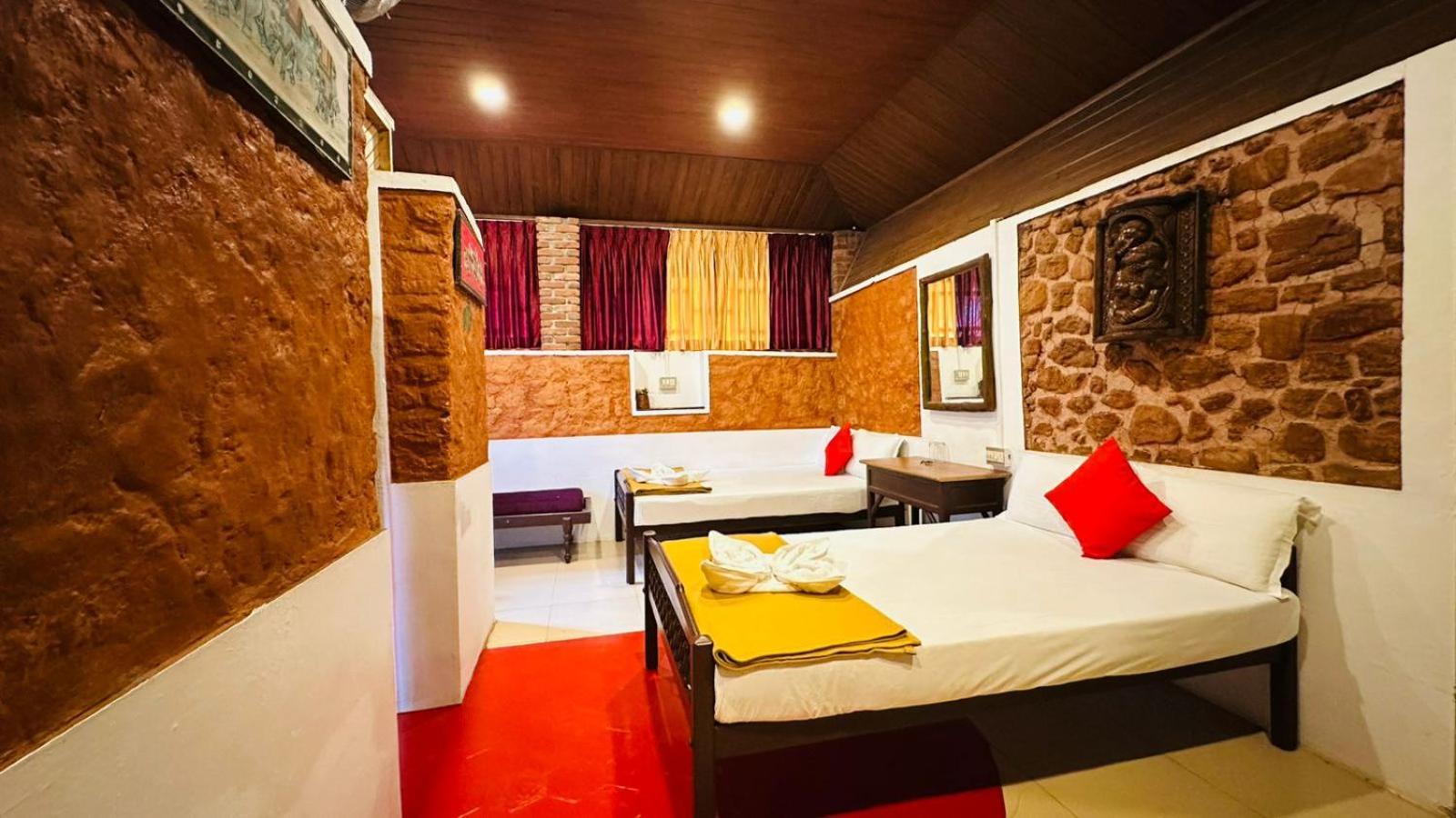 Wild Elephant Resort Kallar Vattiyar Extérieur photo